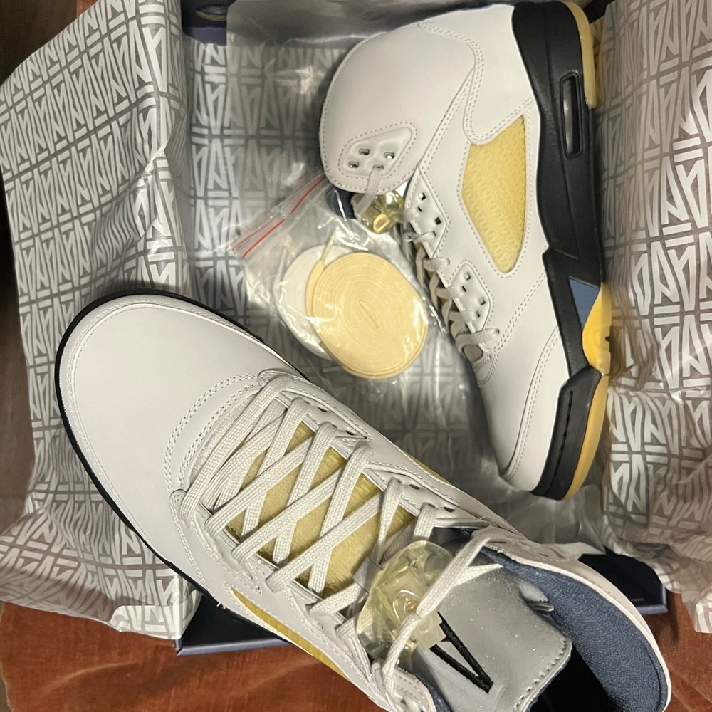 Air Jordan 5 x A Ma Maniere DAWN Size 11 WOMAN/9.5 MEN. - Picture 6 of 11